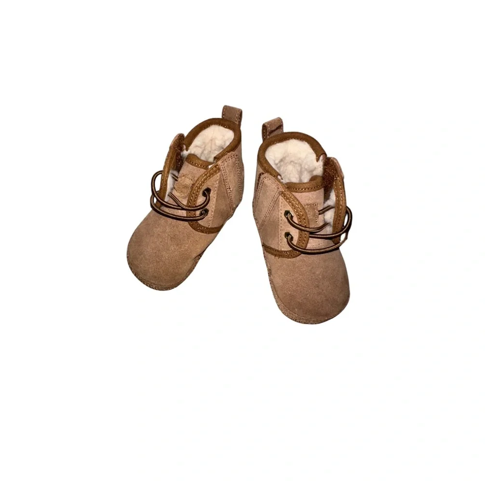 UGG Baby Neumel